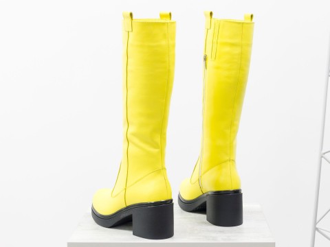Жіночі яскраво-жовті чоботи з натуральної шкіри