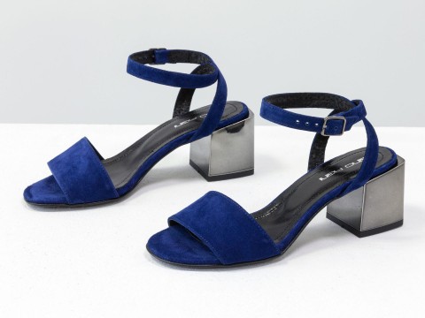 Женские синие босоножки из натурального замша на квадратном каблуке