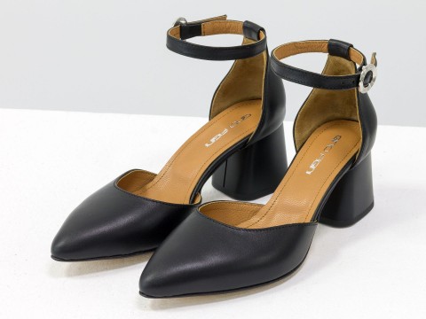 Женские классические туфли с ремешком из натуральной кожи черного цвета