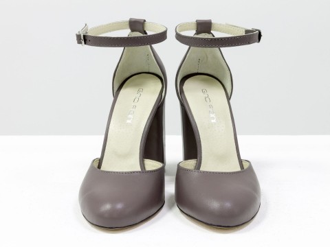 Классические женские туфли с ремешком из натуральной кожи на высоком каблуке