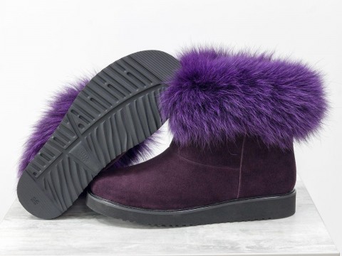 Жіночі зимові черевики з натуральної замші фіолетового кольору