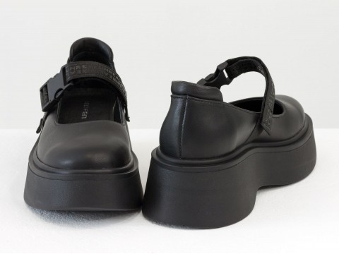 Туфлі з італійської шкіри чорного кольору на потовщеній підошві, Т-2117-02.