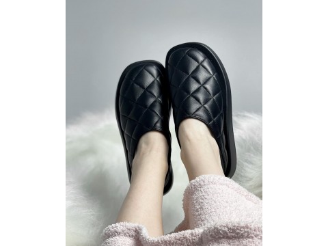 Жіночі сірі туфлі з натуральної стьобаної шкіри на потовщеній чорній підошві, Т-2157-05
