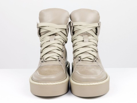 Женские ботинки монохромные из натуральной замши и кожи бежевого цвета, Б-2202-04