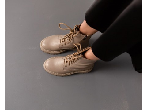 Класичні черевики з натуральної бежевої шкіри на потовщеній підошві зі шнурівкою та блискавкою, Б-2196-05