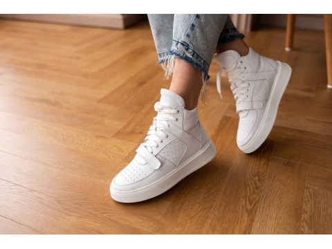 Жіночі черевики з натуральної шкіри білого кольору, Б-2201-01.
