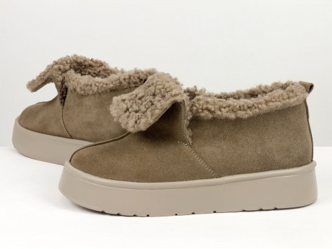 Женские замшевые зимние ботинки с мехом Gino Figini