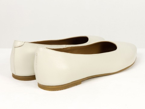 Жіночі базові шкіряні балетки молочного кольору Gino Figini, фото 9