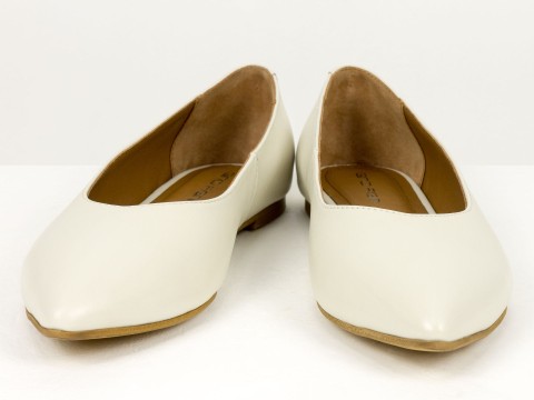 Жіночі базові шкіряні балетки молочного кольору Gino Figini, фото 6