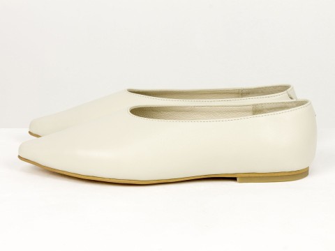 Жіночі балетки молочного кольору з натуральної шкіри Gino Figini