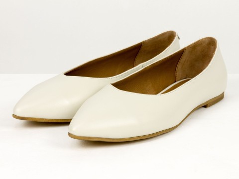 Жіночі базові шкіряні балетки молочного кольору Gino Figini, фото 3
