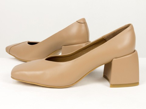 Дизайнерські туфлі на невисокому обтяжному підборі з натуральної італійської шкіри кольору капучино Gino Figini, фото 9