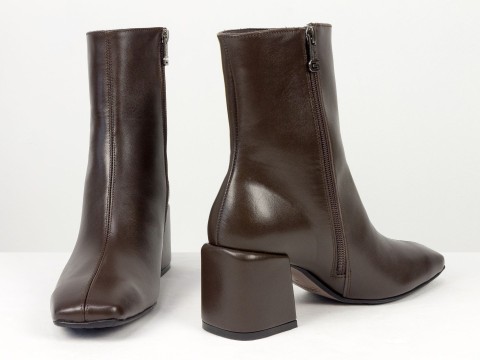 Класичні жіночі черевики з натуральної шкіри у відтінку гіркого шоколаду на стійкому каблуці Gino Figini, фото 11