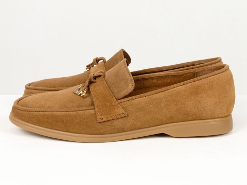 Женские лоферы из натуральной замши цвета «корица» Gino Figini