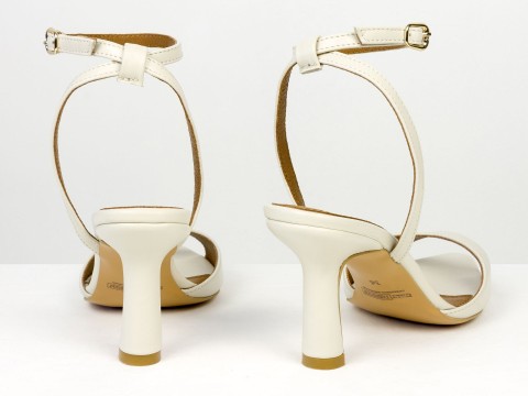 Босоніжки з ремінцями з натуральної шкіри молочного кольору Gino Figini, фото 8