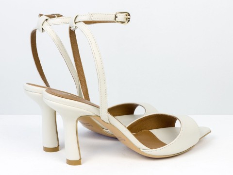 Босоніжки з ремінцями з натуральної шкіри молочного кольору Gino Figini, фото 9