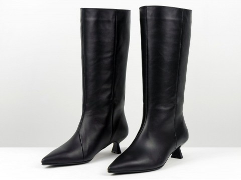 Женские высокие кожаные ботинки на шпильке “Kitten Heel”