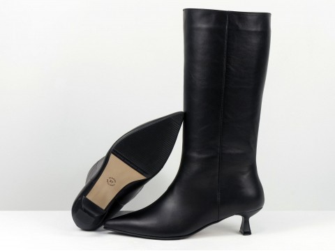 Женские высокие кожаные ботинки на шпильке “Kitten Heel”