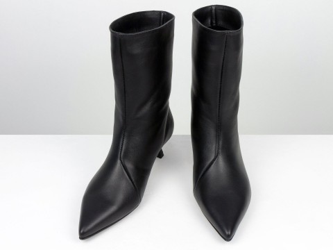 Женские черные кожаные ботинки на небольшом каблуке «Kitten Heel»