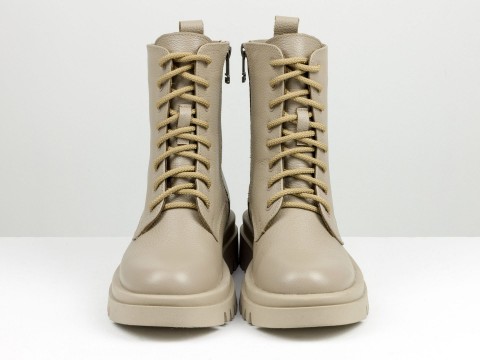 Класичні черевики з натуральної бежевої шкіри на потовщеній підошві зі шнурівкою та блискавкою, Б-2196-02