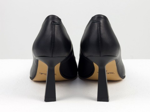 Дизайнерські туфлі-човники на невисокому підборі "рюмочка" з натуральної італійської шкіри , Т-2115-07