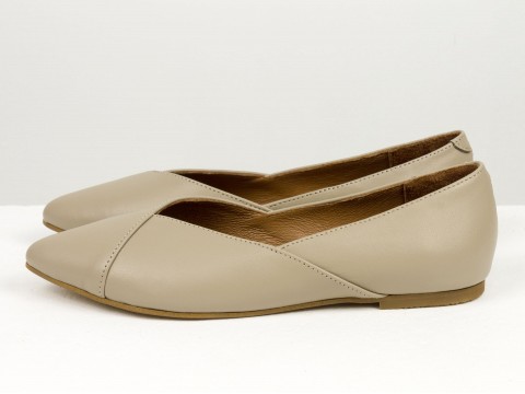 Женские туфли на низком ходу из натуральной кожи бежевого цвета, Т-2321-02