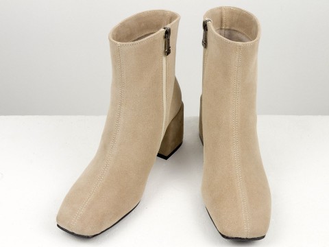 Жіночі бежеві черевики з натуральної замші з обтяжним підбором та блискавкою, Б-2231-13