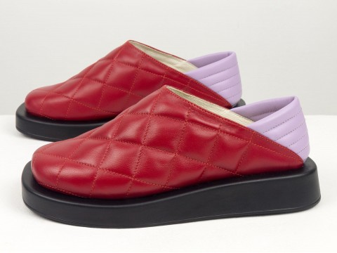 Ексклюзивні  жіночі червоно-лавандові туфлі з натуральної стьобаної шкіри на потовщеній чорній підошві, Т-2157-06
