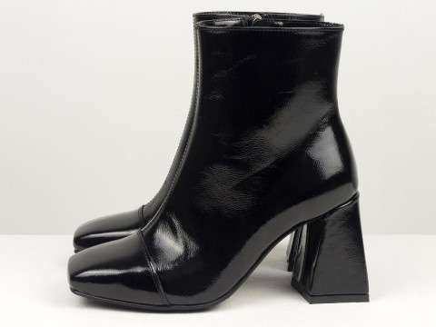 Жіночі монохромні черевики чорного кольору з натуральної шкіри наплак , Б-2206-06