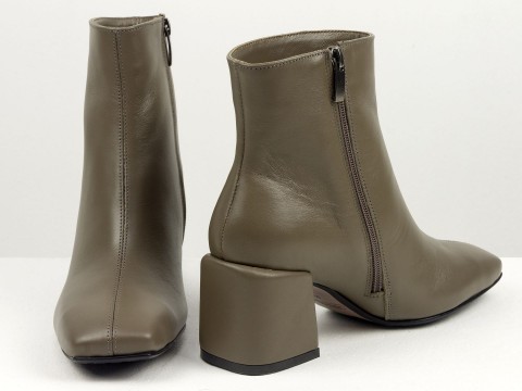 Жіночі темно-коричневі черевики з натуральної шкіри з обтяжним підбором та блискавкою, Б-2231-12