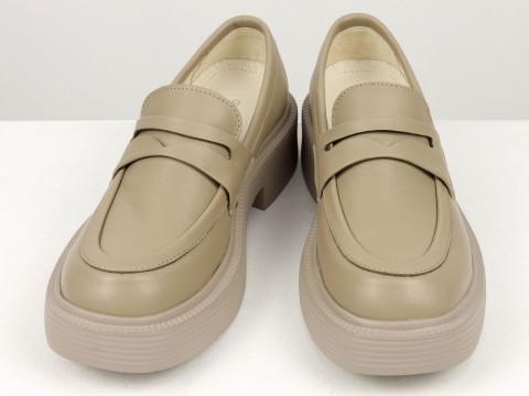 Туфлі-лофери з італійської шкіри бежевого кольору на потовщеній підошві, Т-2192-04