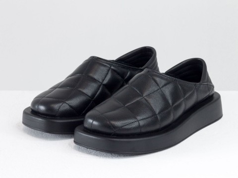 Женские черные туфли из натуральной стеганой кожи на утолщенной черной подошве, Т-2157-01