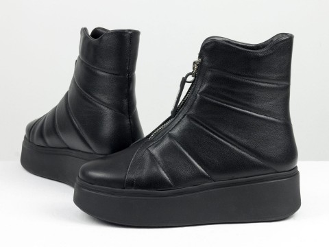 Жіночі черевики з натуральної шкіри чорного кольору з блискавкою попереду, Б-2177-01.