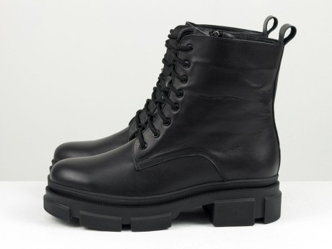 Классические ботинки из натуральной черной кожи на тракторной подошве со шнуровкой и молнией, Б-2196-10