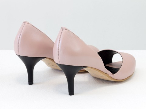 Літні туфлі з відкритим носиком на невисокій шпильці з натуральної шкіри рожевого кольору