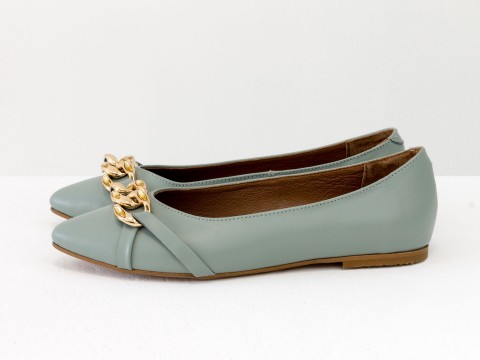 Женские туфли на низком ходу из натуральной серо-голубой кожи с золотой фурнитурой, Т-2109-04