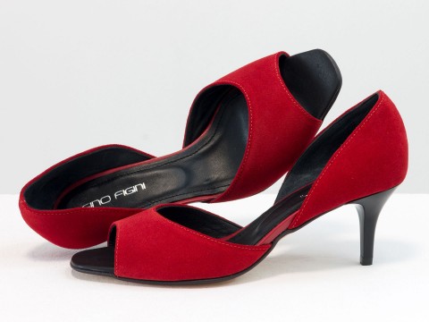Літні туфлі з відкритим носиком на невисокій шпильці з натуральної замші червоного кольору