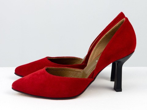 Дизайнерські туфлі човники на підборах з натуральної італійської замші червоного кольору, Т-2233-02