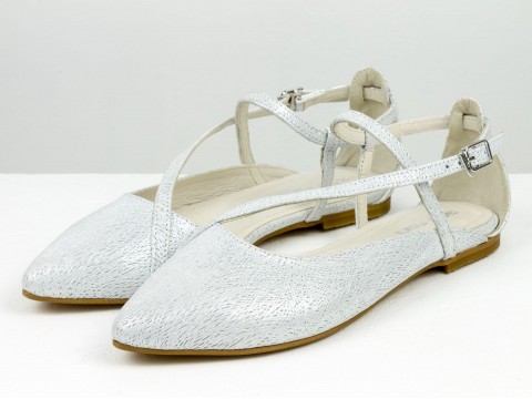 Ексклюзивні срібні туфлі на низькому ходу з натуральної шкіри з ремінцями та застібкою, С-2223-10