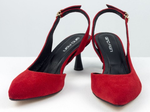 Червоні  туфлі з натуральної замші з відкритою п'ятою на підборі рюмочка 