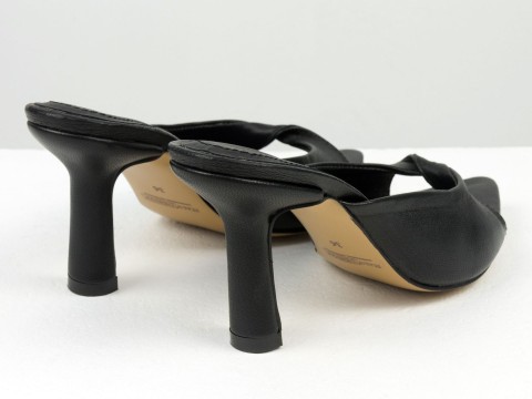 Дизайнерські сабо чорного кольору на стійких підборах з натуральної італійської шкіри, С-2304-03