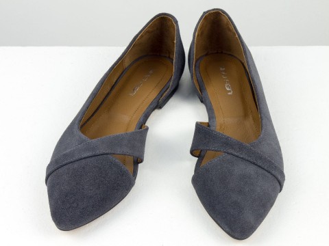 Жіночі туфлі на низькому ходу з натуральної замші сірого кольору