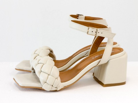 Дизайнерские бежевые босоножки "косички" на расклешенном каблуке из натуральной итальянской кожи, С-2139-01