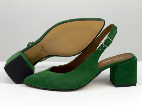 Зелені туфлі з відкритою п'ятою з натуральної замші на квадратному підборі