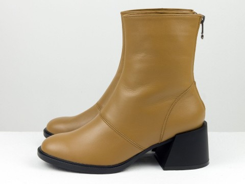 Класичні жіночі черевики карамельного кольору з натуральної шкіри, Б-2159-03