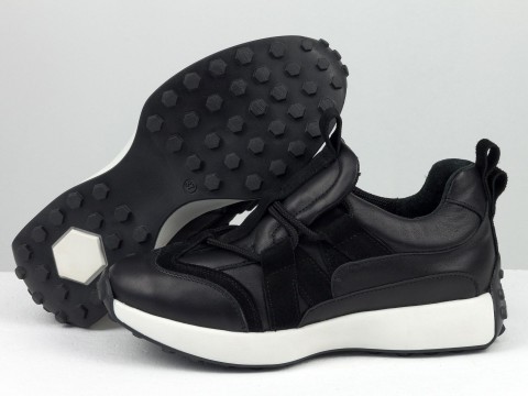 Кросівки монохромні з натуральної замші та шкіри чорного кольору на шнурівці , Т-2302-02