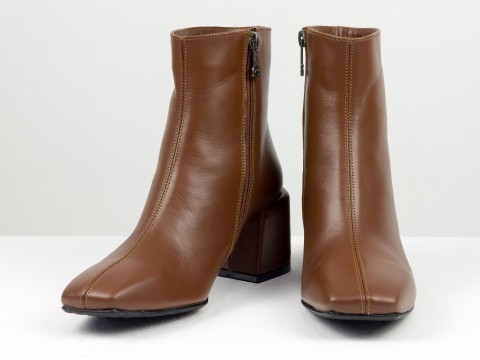 Жіночі коричневі черевики з натуральної шкіри з обтяжним підбором та блискавкою, Б-2231-01