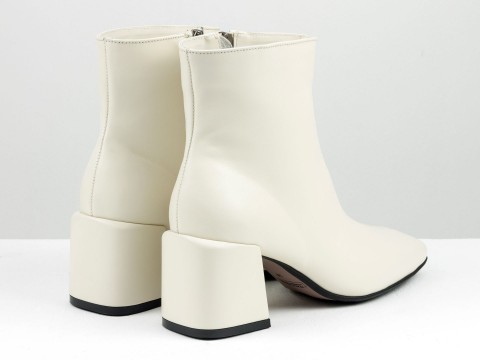 Жіночі молочні черевики з натуральної шкіри з обтяжним підбором та блискавкою, Б-2231-04