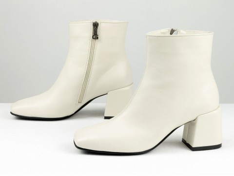 Жіночі молочні черевики з натуральної шкіри з обтяжним підбором та блискавкою, Б-2231-04