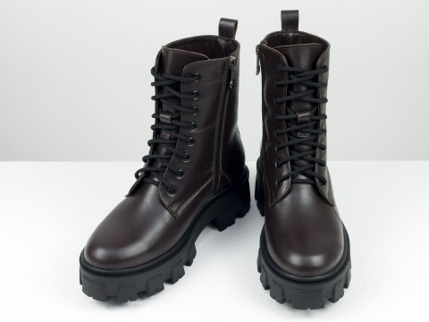 Класичні черевики з натуральної коричневої шкіри на тракторній підошві зі шнурівкою та блискавкою, Б-2196-09